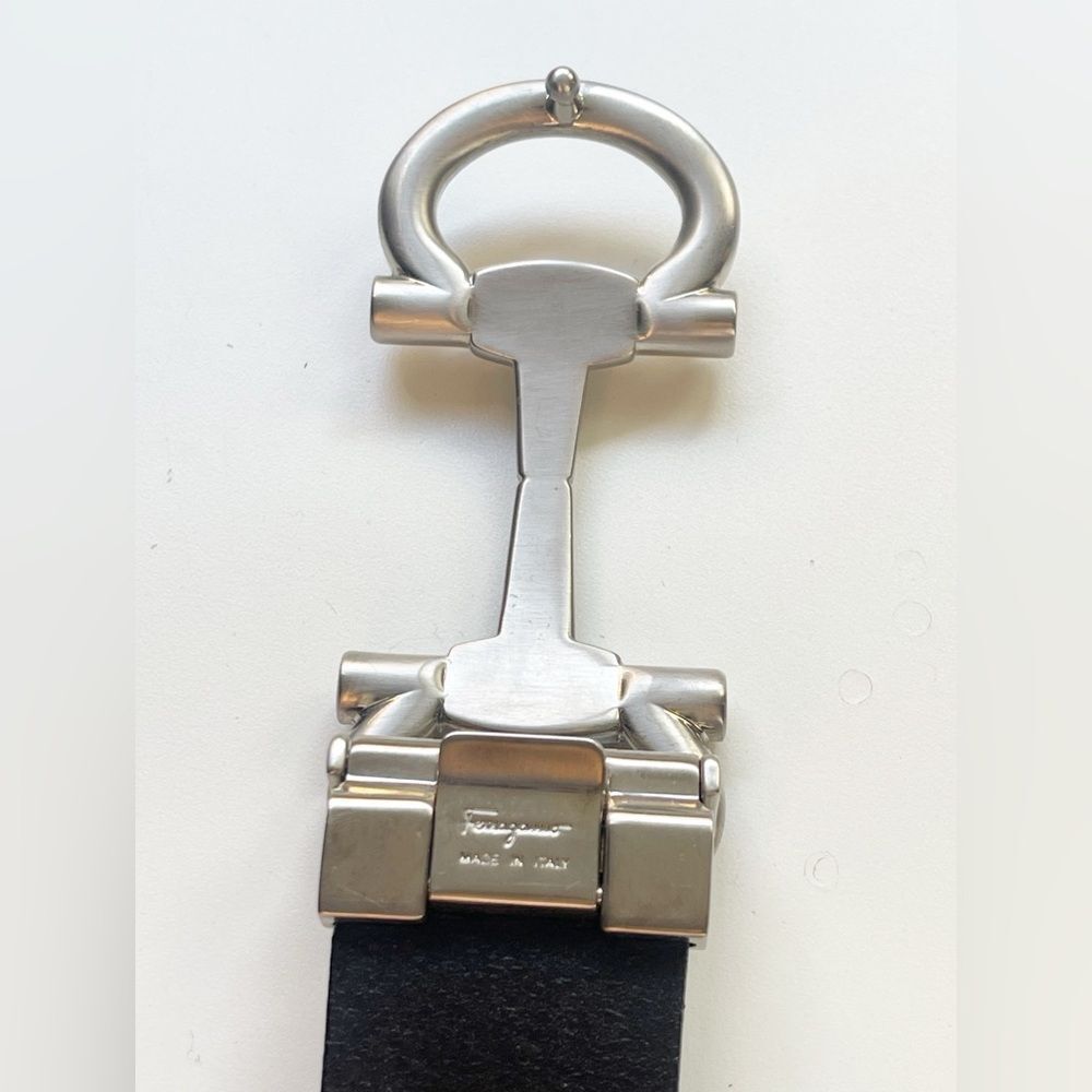 Salvatore Ferragamo leather belt with double Gancini Black Leather Belt - Picture 9 of 10